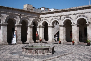 Arequipa: La Compañia de Jesus