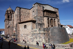 Klooster van Santo Domingo gebouwd op de resten van de Inca tempel van de Zon