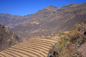 Inca terrassen aan de site van Ollantaytambo